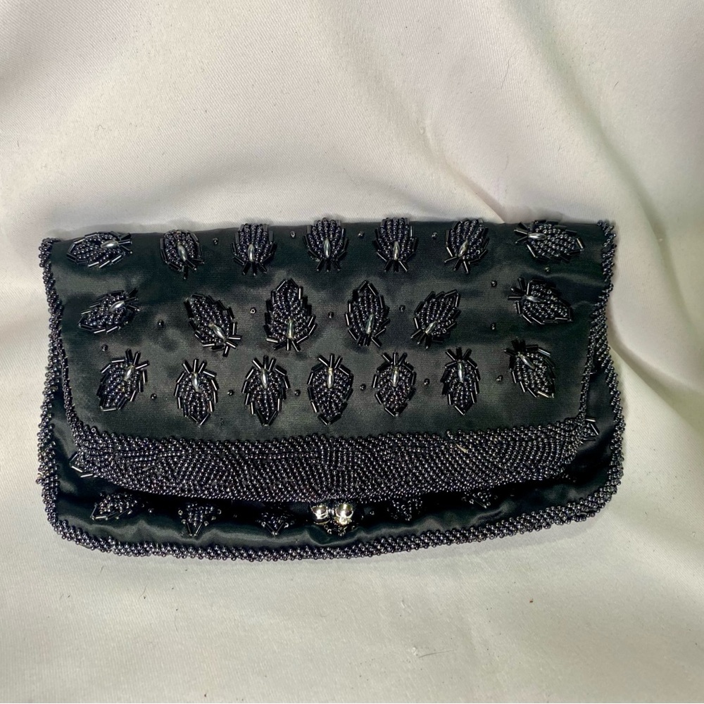 Vintage silk beaded purse
